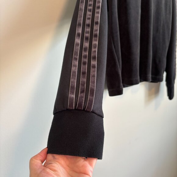 Adidas Women's Size Medium Sweater Velour Mock Neck Cropped Black Loungewear - Picture 3 of 10
